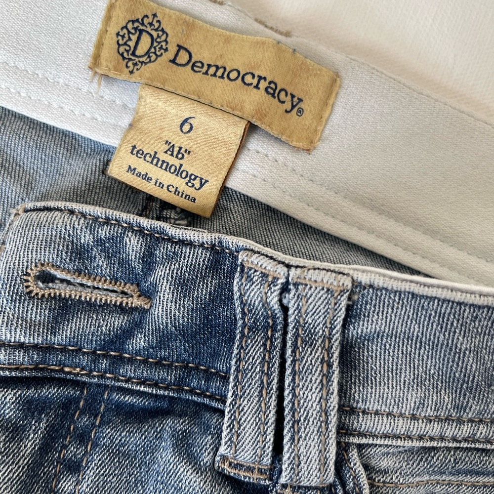 Democracy Women's Light Blue Denim Jeans
